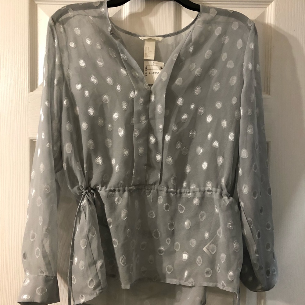 H&M women’s dress shirt